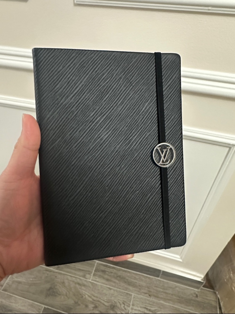 Authentic Louis Vuitton Epi Notebook MM